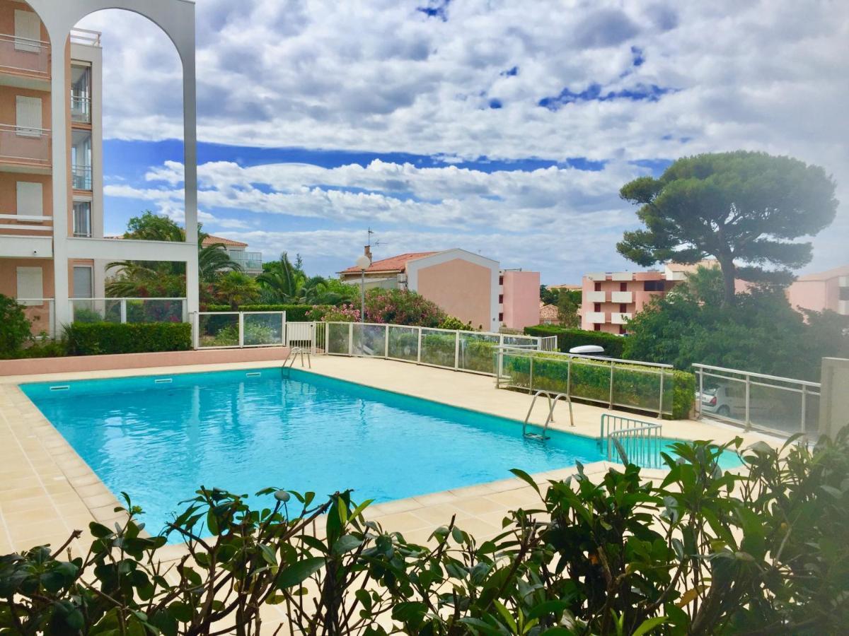 Face A La Mer Avec Piscine A Sète Buitenkant foto